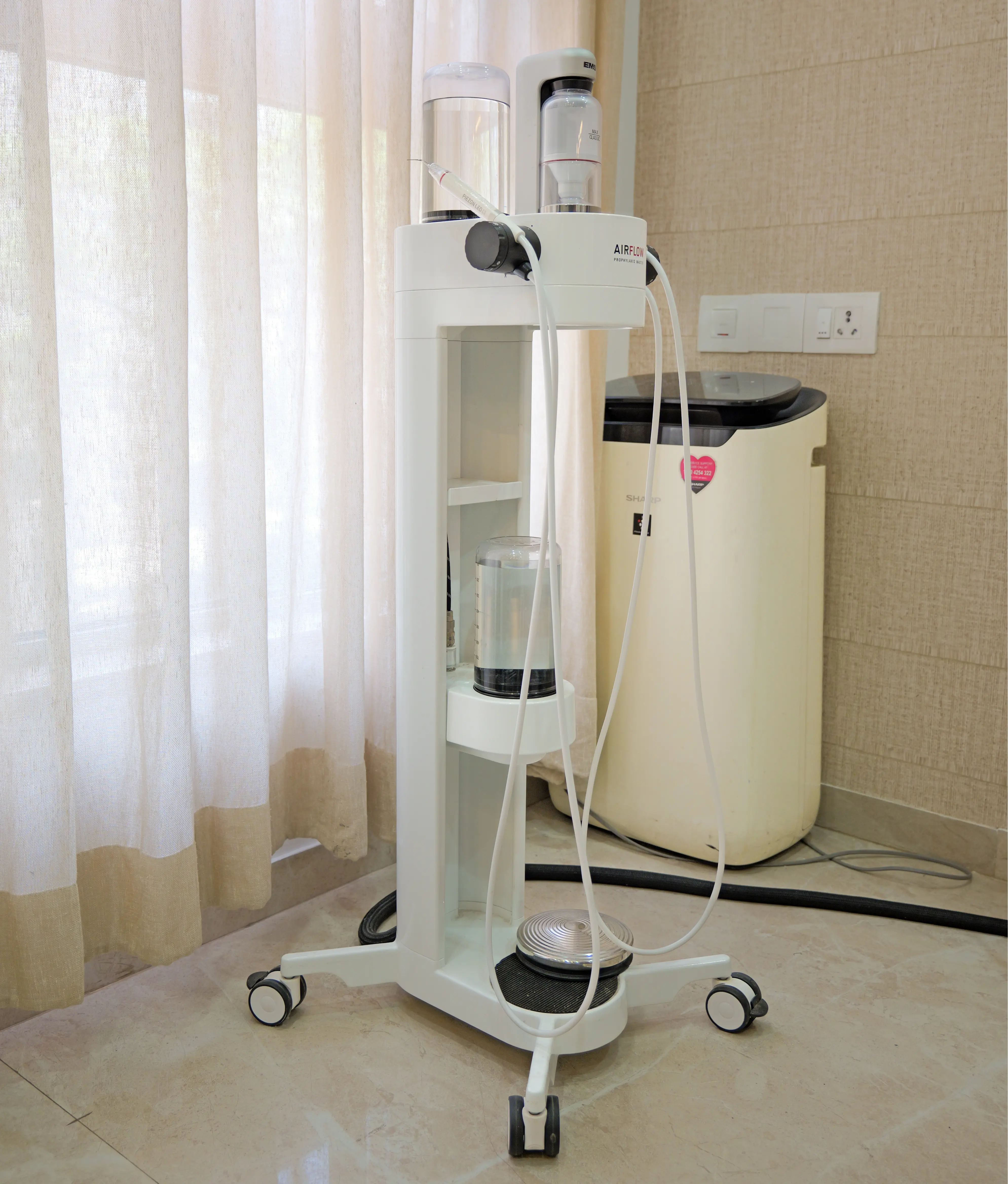 Guided Biofilm Therapy machine in Powai Mumbai for advanced dental cleaning and plaque removal